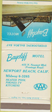 Matchbook Cover - Baycliff Motel Newport Beach CA 30 Strike