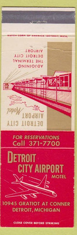 Matchbook Cover - Detroit City Airport Motel MI WEAR