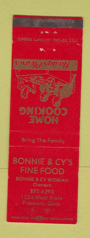 Matchbook Cover - Bonnie & Cy's Fine Food Fremont OH WEAR