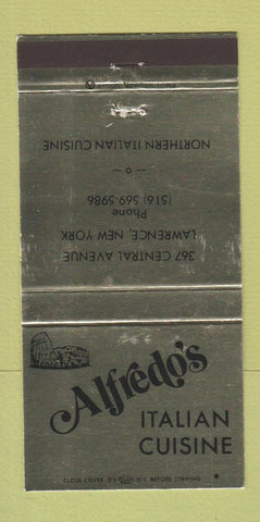 Matchbook Cover - Alfredo's Italian Restaurant Lawrence NY 30 Strike