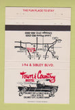 Matchbook Cover - Town and Country Motel Calumet City IL 40 Strike