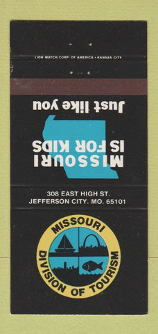 Matchbook Cover - Missouri Division of Tourism Jefferson City MO 30 Strike
