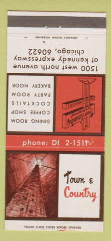 Matchbook Cover - Town & Country Restaurant Chicago IL 30 Strike