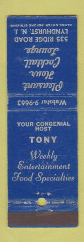 Matchbook Cover - Pleasant Horn Cocktail Lounge Lyndhurst NJ WEAR