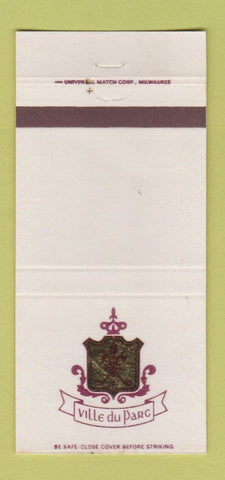 Matchbook Cover - Ville Du Parc Country Club Mequon WI 30 Strike