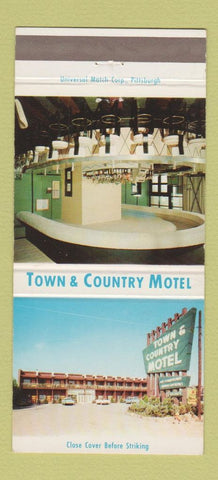 Matchbook Cover - Town and Country Motel Monroeville PA 30 Strike