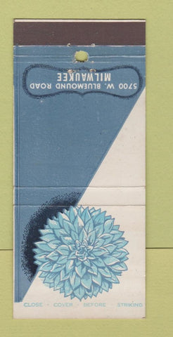 Matchbook Cover - Blue Dahlia Supper Club Milwaukee WI 30 Stick