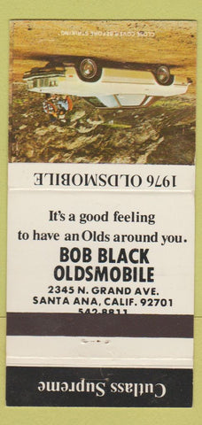 Matchbook Cover - 1976 Oldsmobile Bob Black Santa Ana CA 30 Strike