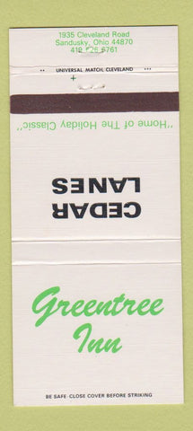 Matchbook Cover - Cedar Lanes Bowling Sandusky OH Greentree Inn 30 Strike