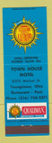 Matchbook Cover - Town House Motel Youngstown OH Quality Courts