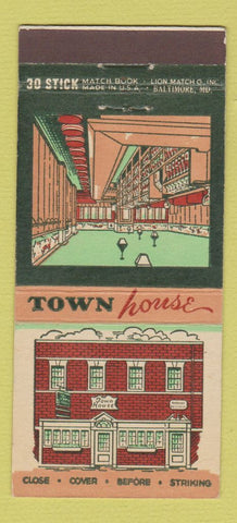 Matchbook Cover - Town House Restaurant Wilmington DE 30 Stick