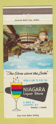 Matchbook Cover - The Manor House Stockton CA 30 Strike