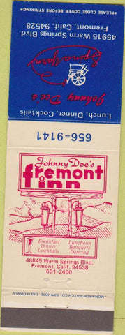 Matchbook Cover - Johnny Dee's Spin yard Fremont CA