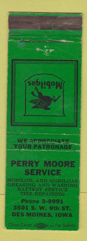 Matchbook Cover - Mobil oil gas Perry Moore Des Moines IA CREASES