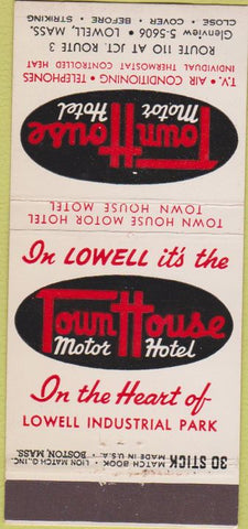 Matchbook Cover - Town House Motor Hotel Lowell MA  30 Stick