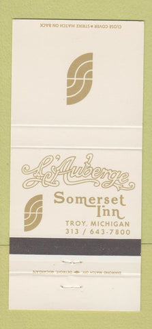 Matchbook Cover - Le' Auberge Somerset Inn Troy MI 30 Strike