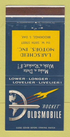 Matchbook Cover - Oldsmobile Rocket Larscheid Motors Brookings SD 30 Strike