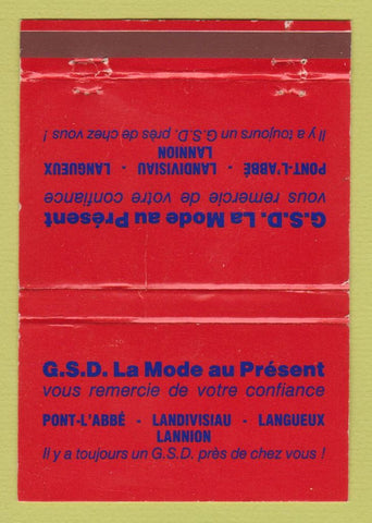 Matchbook Cover - GSD La Mode au Present QC WEAR 40 Strike