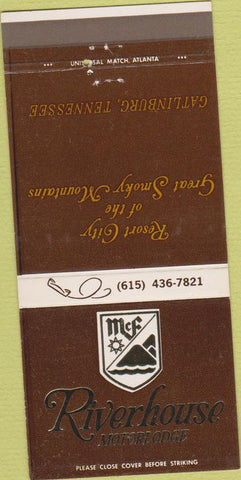 Matchbook Cover - Riverhouse Motorlodge Gatlinburg TN 30 Strike